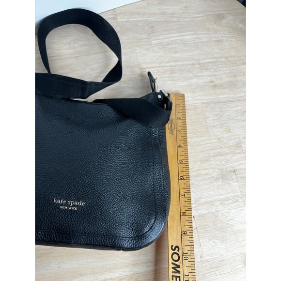 Kate Spade New York Roulette Medium Black Pebbled Messenger Bag and Wallet Set - Picture 11 of 11